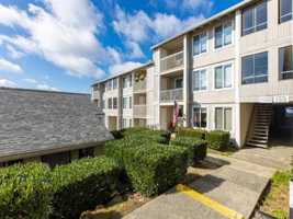 featured image of 2700 Maple St