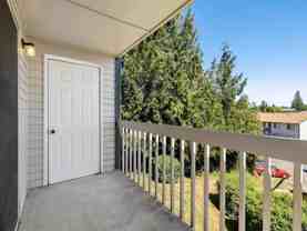 2700 Maple St - Photo 1 of 1
