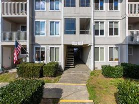 2700 Maple St - Photo 1 of 1