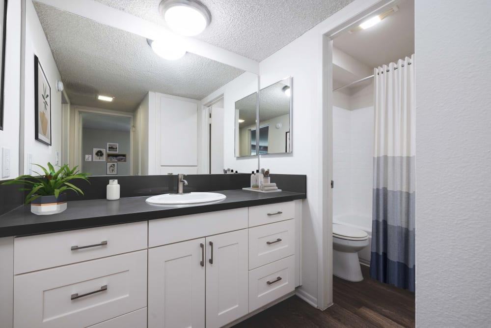 5807 Topanga Blvd - Photo 2 of 16