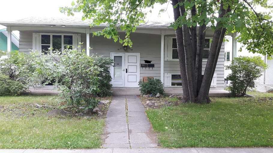739 Kildare Ave E UPPER, Winnipeg, MB R2C 0P9 2 Bedroom Apartment for Rent PadMapper
