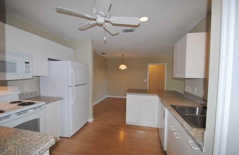 5147 Grove Manor - Photo 3 of 10