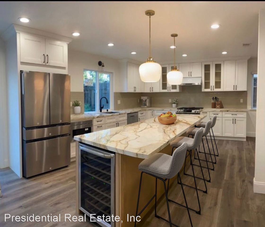 1312 Poe Ln - Photo 3 of 24
