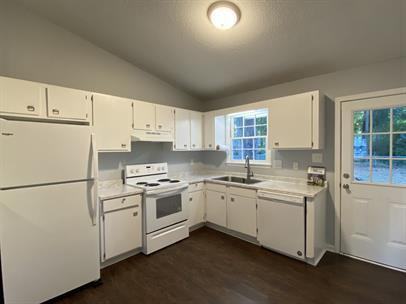 236 Cedar Creek Drive - Photo 3 of 7