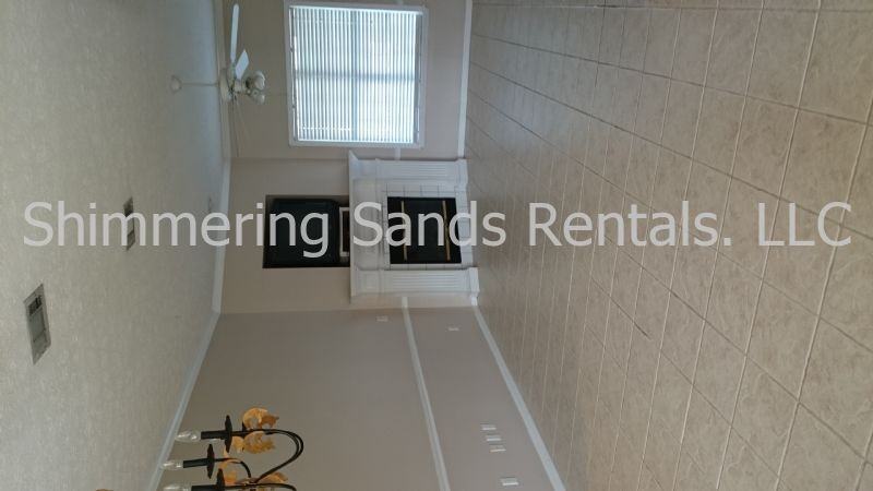 121 Bonaire Dr - Photo 3 of 8