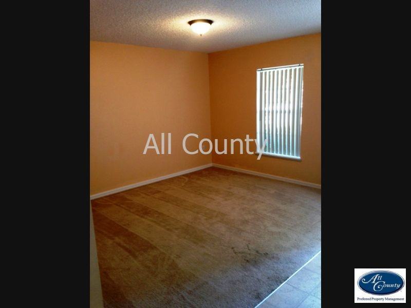 1149 Macon Dr - Photo 3 of 10