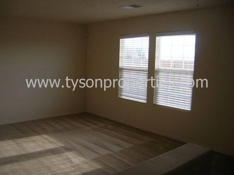 8001 Vinemont Pl NW - Photo 3 of 14