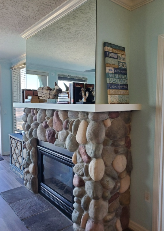 1113 N Highway 101 - Photo 2 of 13