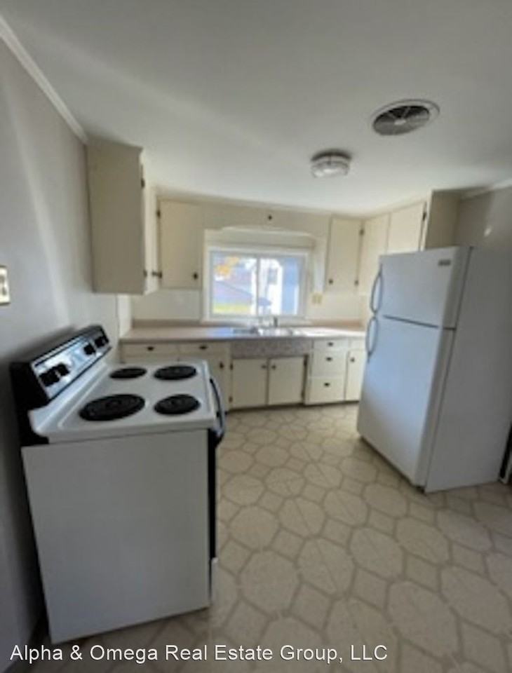 132 N Gamble St. Richland - Photo 3 of 10