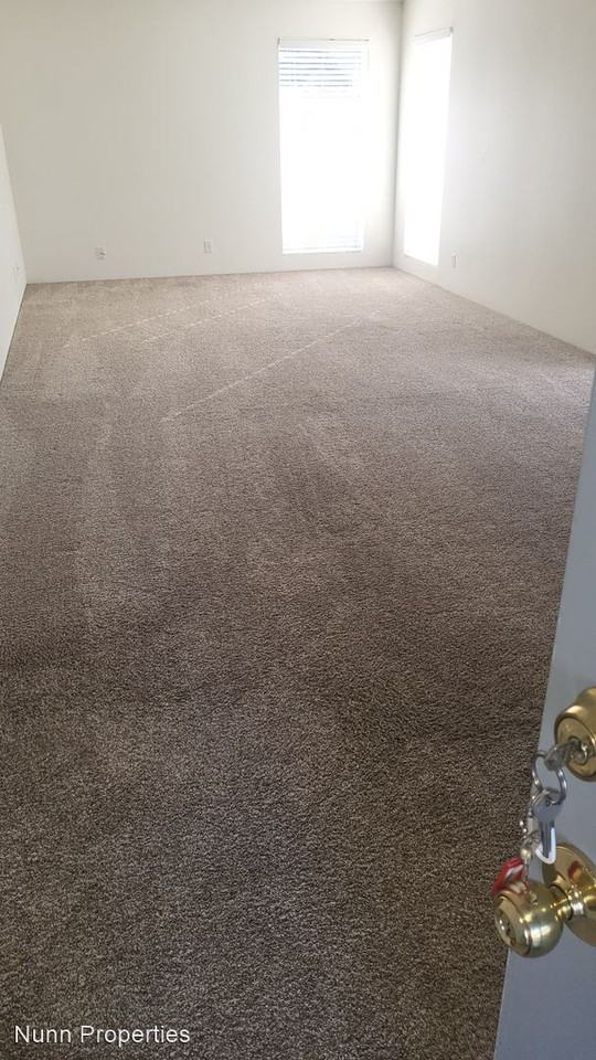 1129 Willow Lane 1-18 - Photo 3 of 8