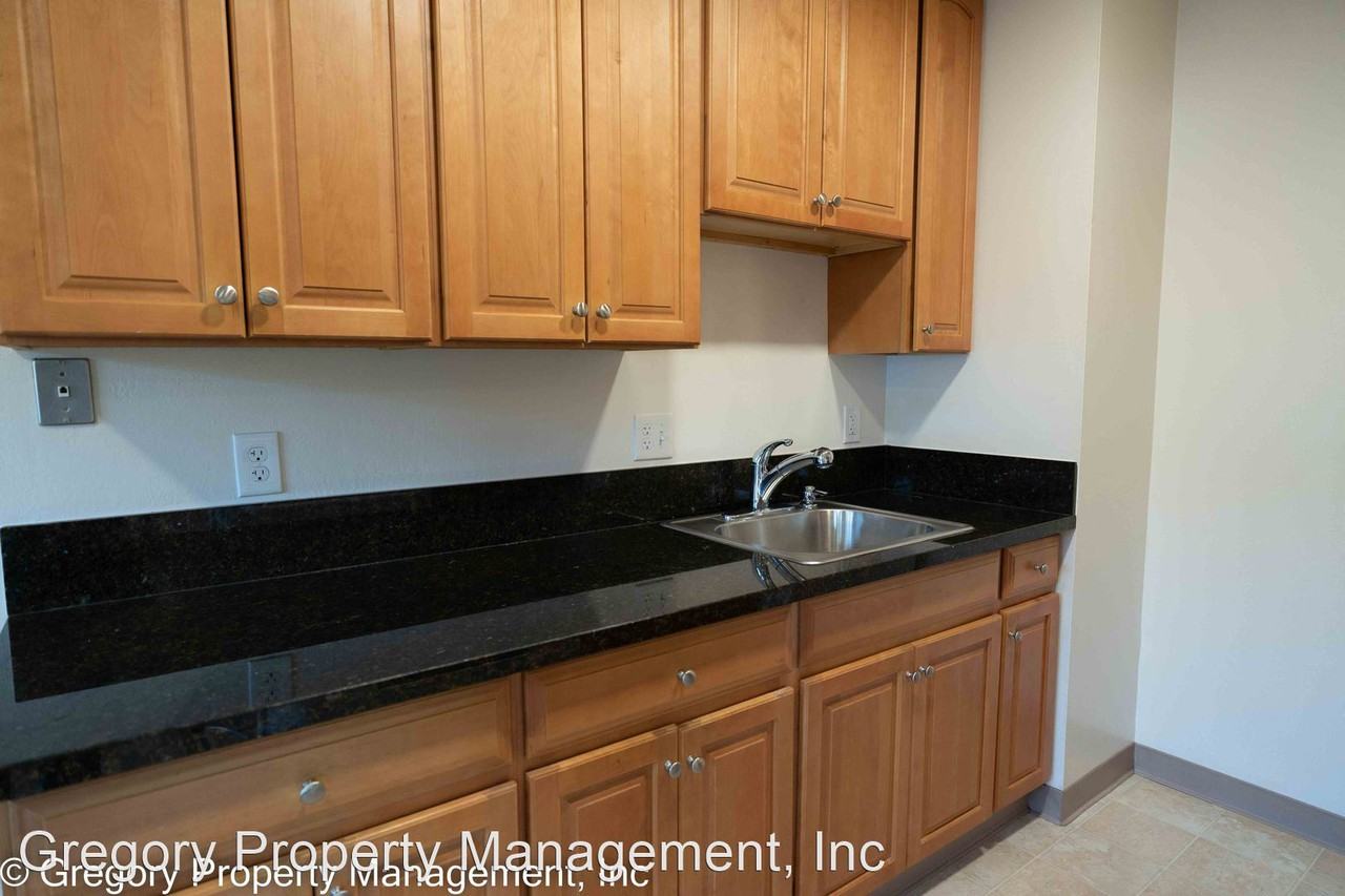 1817 Central Ave - Photo 2 of 24