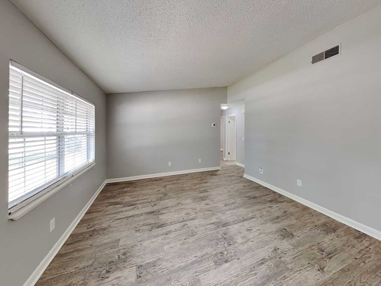 6516 Winding Oak Dr - Photo 3 of 18