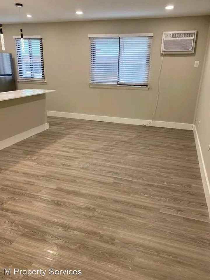 348 Fountain St - Photo 2 of 8