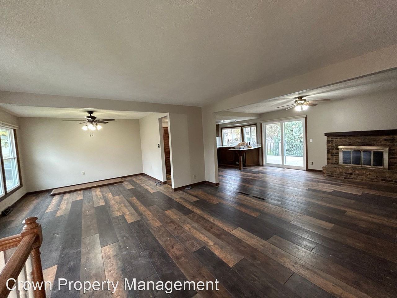 1302 Willow Ave - Photo 2 of 8