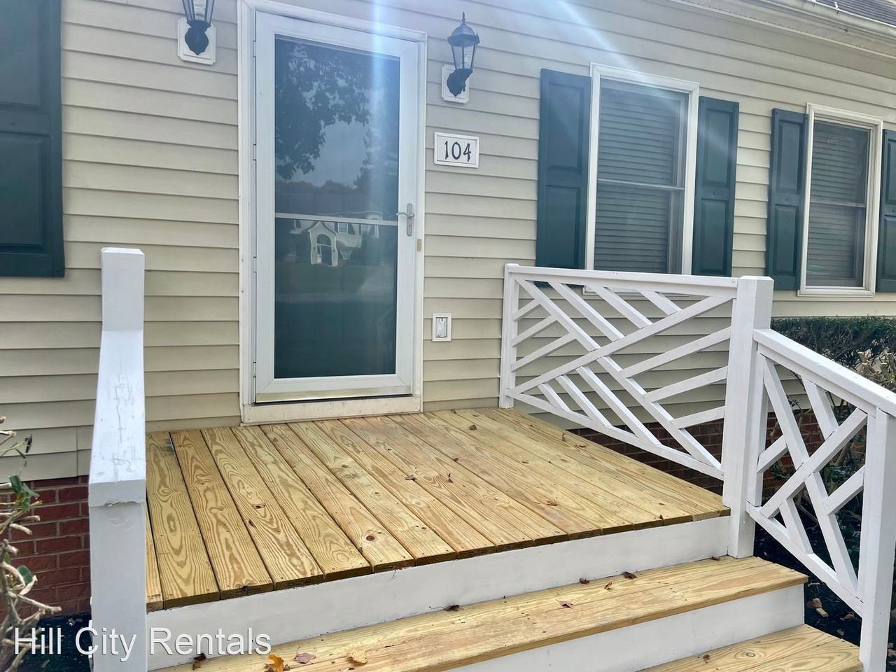 104 Whispering Pines Ct - Photo 2 of 18