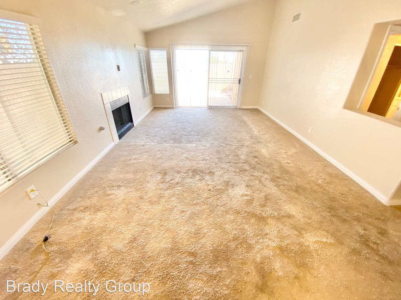 1928 Bookbinder Dr - Photo 3 of 27