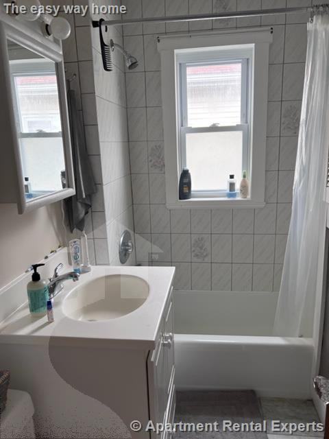 8 Cady Ave - Photo 7 of 19