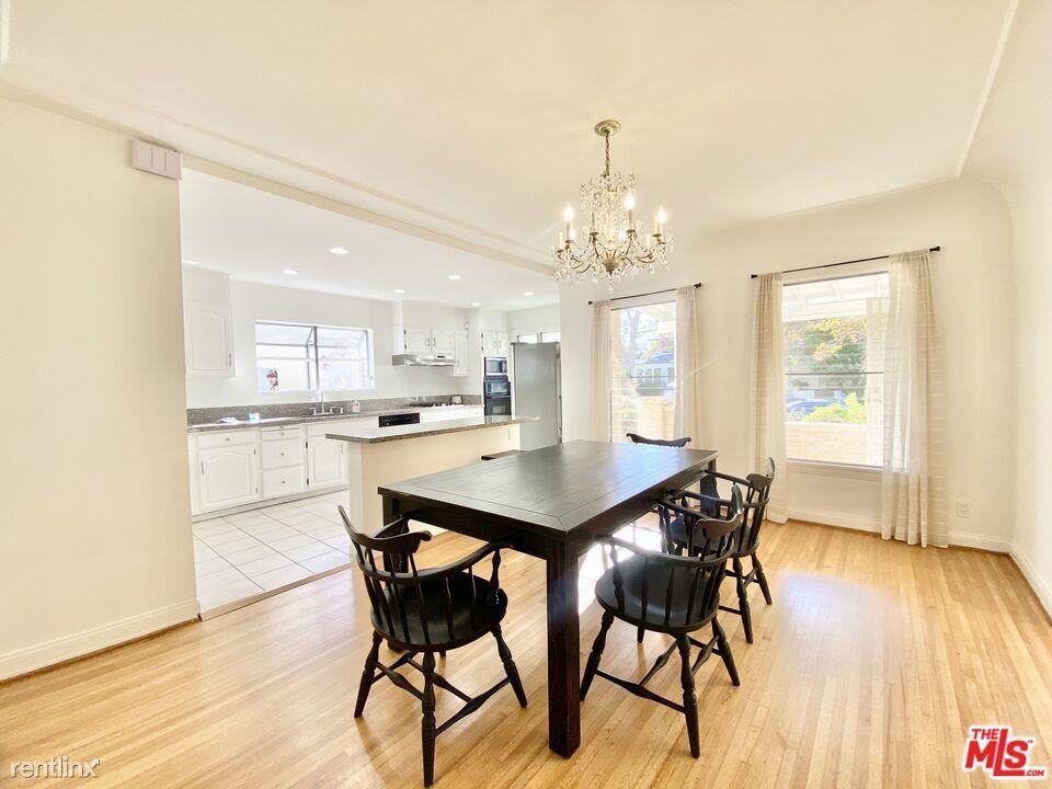 162 N Citrus Ave - Photo 2 of 10
