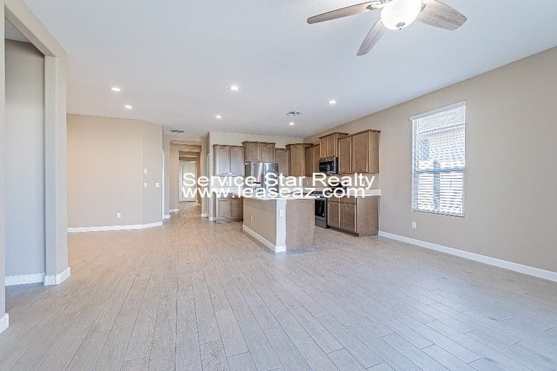 38204 W San Alvarez Ave - Photo 3 of 40