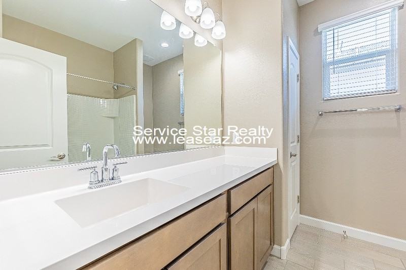 38204 W San Alvarez Ave - Photo 4 of 40