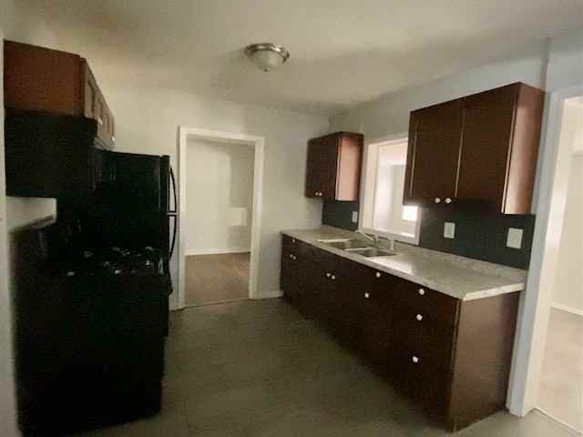 2906 S 24th St - Photo 3 of 12