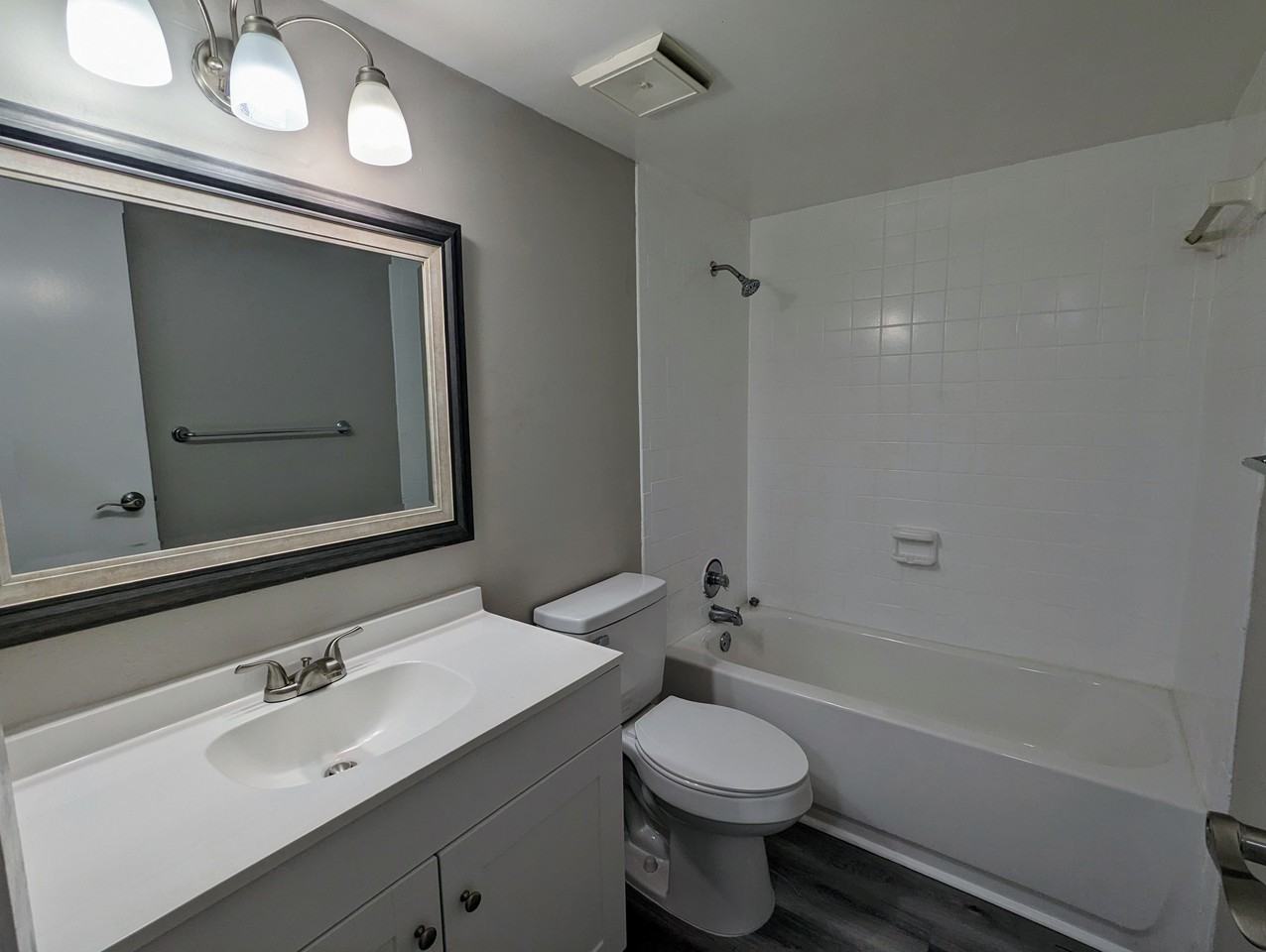 701 Russell Ln #209 - Photo 5 of 8