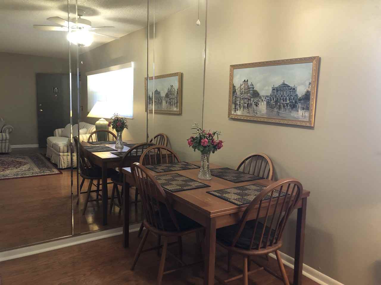 209 Ne Lincoln Cir N #406 - Photo 5 of 35