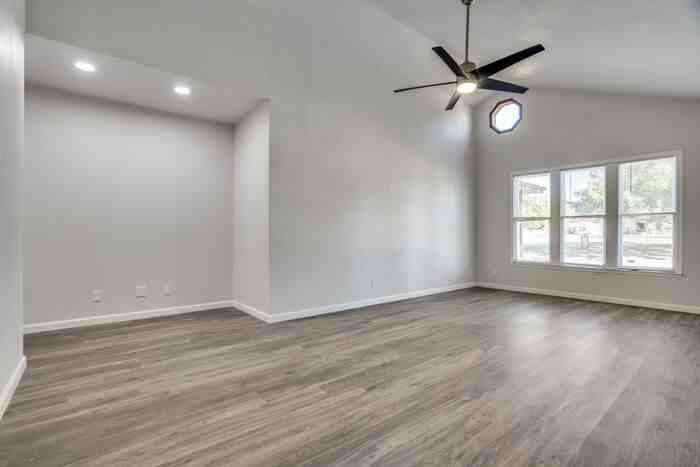 2175 N Farola Dr - Photo 3 of 25