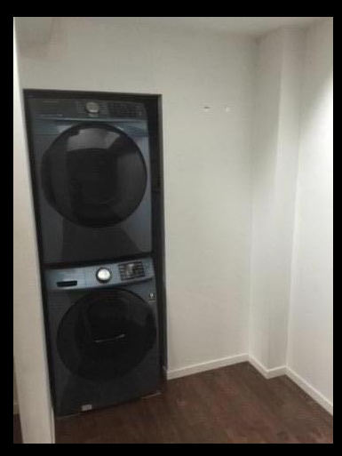 2879 Lake Shore Boulevard West - Photo 3 of 5