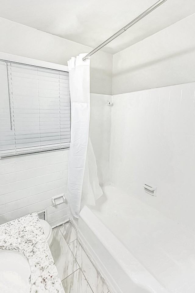 Flintwood Drive Southeast - Photo 6 of 16