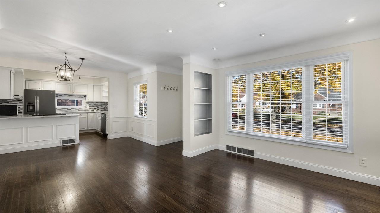 2626 Windemere Road #1 - Photo 3 of 29