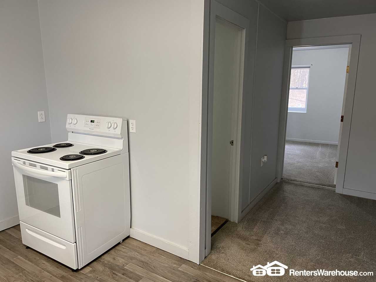 10171 26th Ave - Photo 2 of 10
