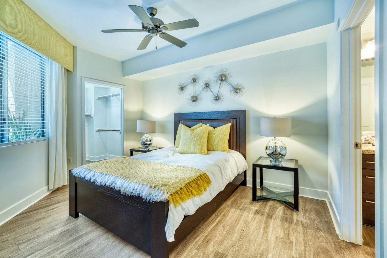 Level at Sixteenth Apartments 1550 E Campbell Ave, Phoenix, AZ 85014