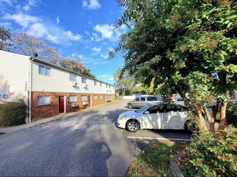 1812 Williamsburg Rd - Photo 2 of 6