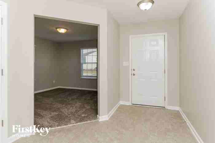 882 Geronimo Dr - Photo 3 of 15