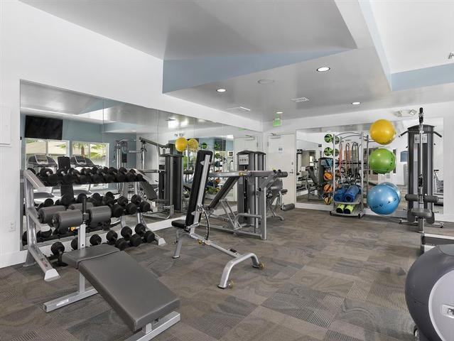 850 Benson Avenue - Photo 6 of 9