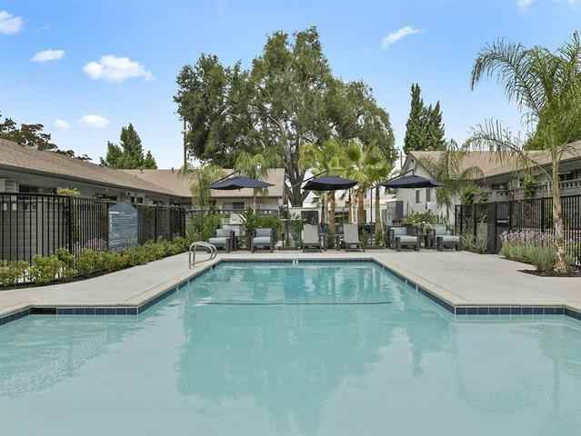 850 Benson Avenue - Photo 5 of 9