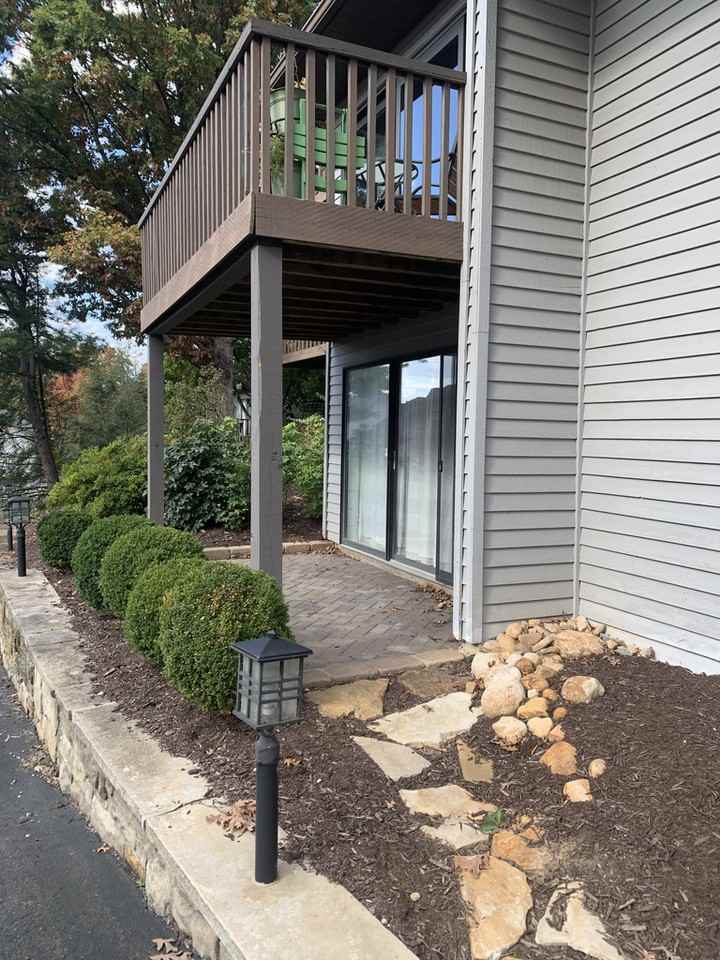 Lakeview Dr #401 - Photo 2 of 22