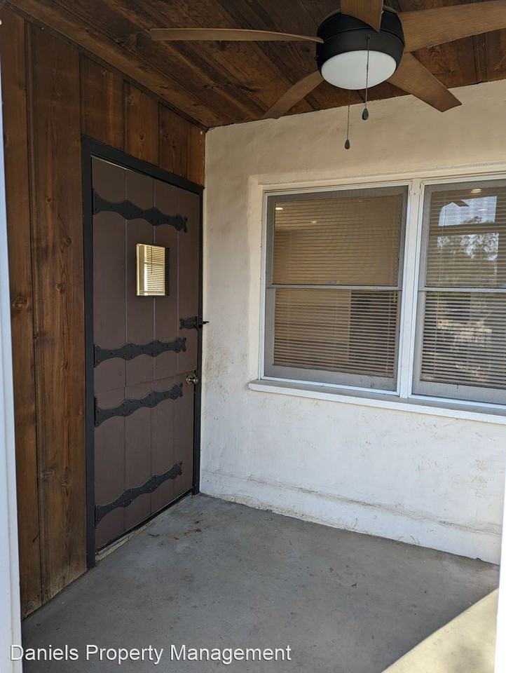 2221 Suncrest Blvd - Photo 3 of 26