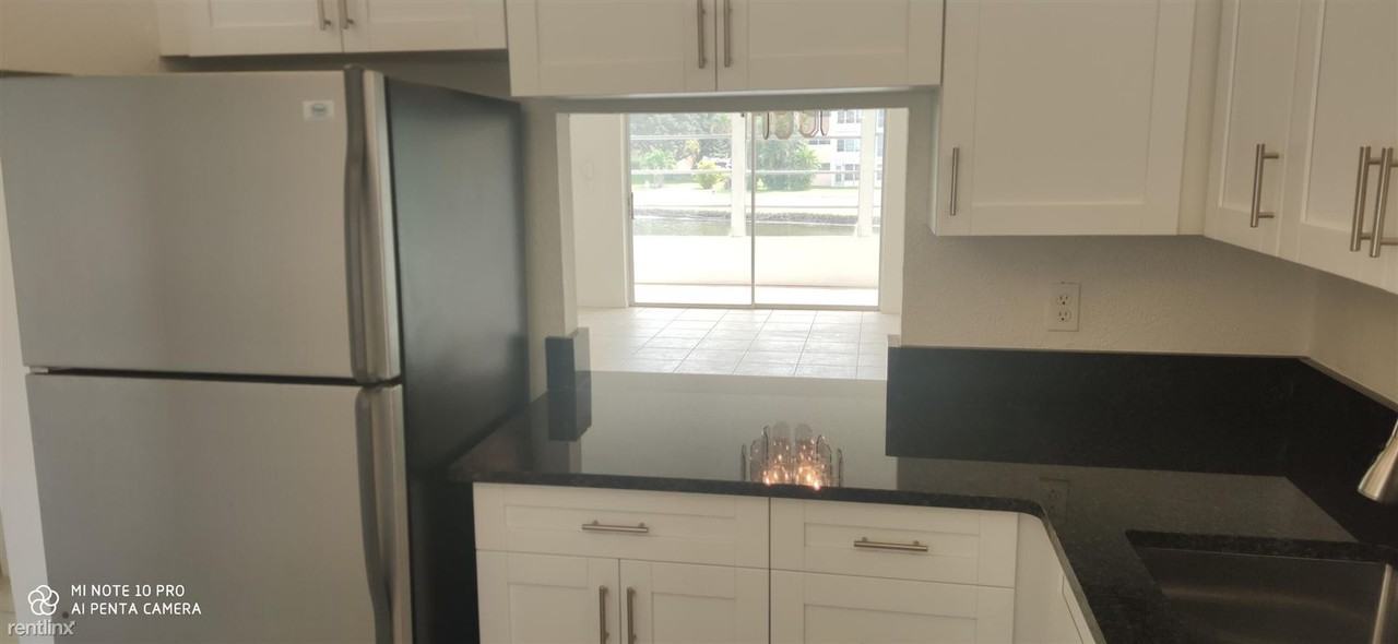 4 Abbey Ln - Photo 3 of 16