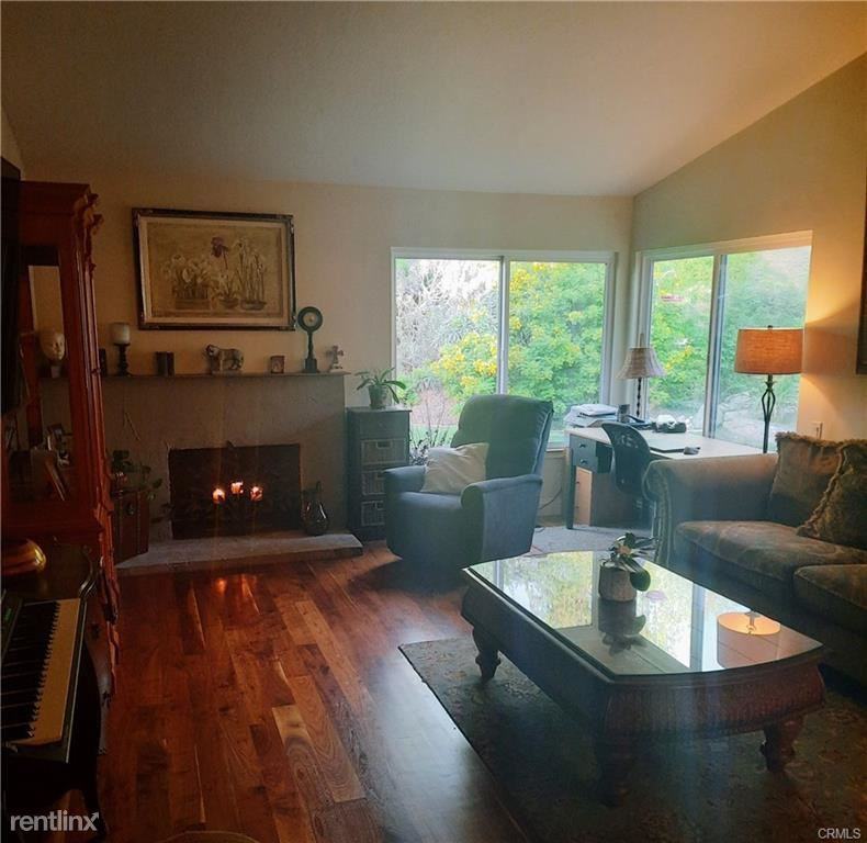 24852 Lirio - Photo 2 of 11