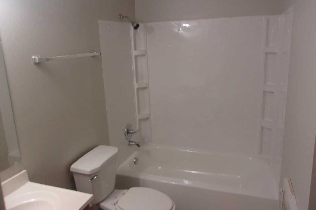 815 N Main St - Photo 2 of 6