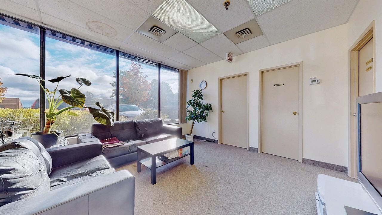 80 West Beaver Creek Rd #9 - Photo 3 of 10