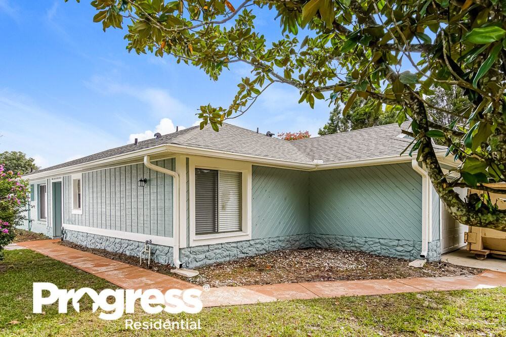 1170 La Mesa Ave - Photo 3 of 16