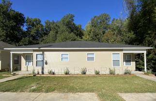 320 Bellewood Ln - Photo 1 of 1