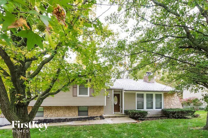 709 Cosby St - Photo 2 of 15