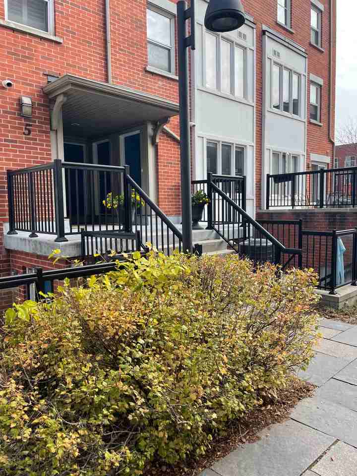 5 Frances Loring Lane