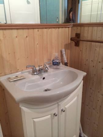 826 Englewood Ave - Photo 2 of 13