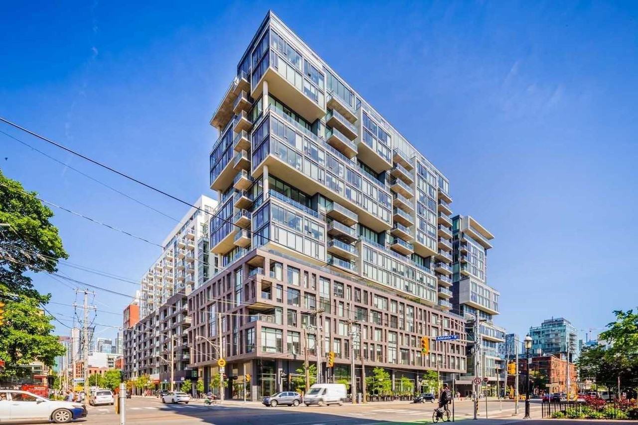 111 Bathurst Street #1205