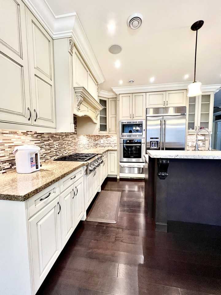 5569 Cove Inlet Road - Photo 3 of 20